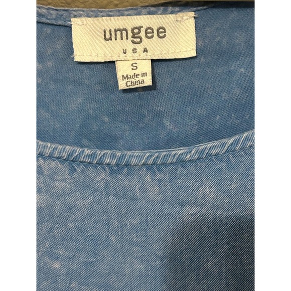 Umgee Blue Ruffle Sleeve Top Size Small - Picture 2 of 5